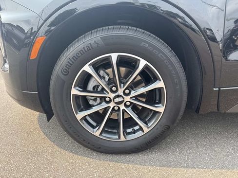 Used 2025 Cadillac XT4 Sport w/ Cold Weather Package FWD image 11