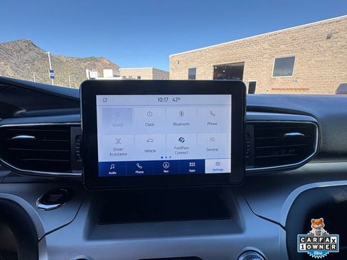 Used 2022 Ford Explorer XLT w/ Equipment Group 202A image 16