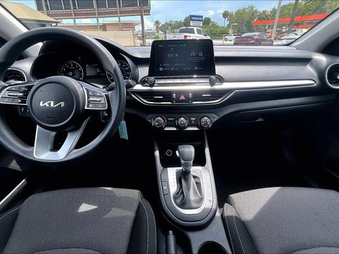 Used 2023 Kia Forte LXS w/ LXS Technology Package FWD image 15