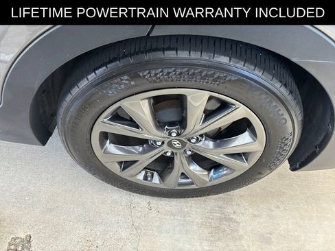 Used 2017 Hyundai Santa Fe Sport w/ 2.0T Ultimate Tech Package 05 FWD image 5