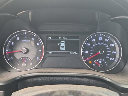 Used 2023 Kia Forte LXS w/ LXS Technology Package FWD image 10