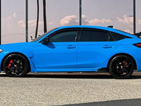 Used 2024 Honda Civic Type R image 5
