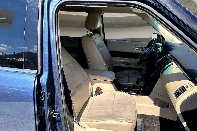 Used 2019 Ford Flex Limited w/ Equipment Group 301A FWD image 6