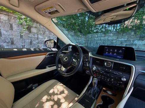 Used 2022 Lexus RX 450h AWD w/ Premium Package image 20