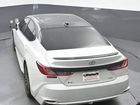 Used 2025 Toyota Camry XSE FWD image 30