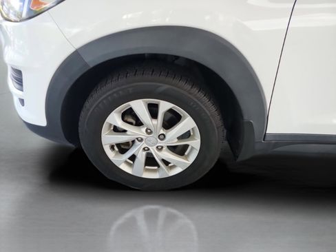 Used 2020 Hyundai Tucson SE image 25