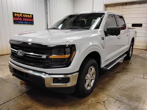 Used 2024 Ford F150 XLT w/ Mobile Office Package image 4