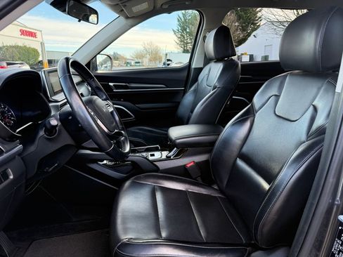 Certified 2022 Kia Telluride LX image 15