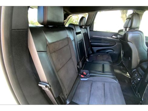 Used 2020 Jeep Grand Cherokee Trailhawk w/ Premium Lighting Group image 28