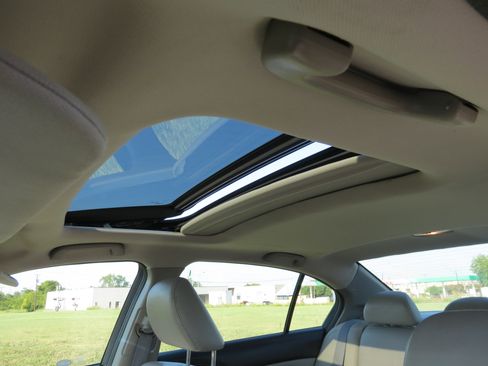 Used 2011 Honda Accord EX-L image 27