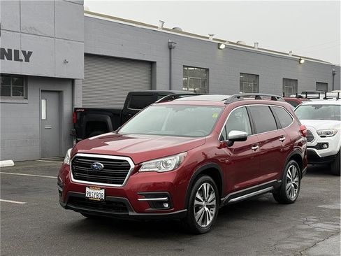 Used 2022 Subaru Ascent Touring image 3