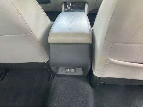Used 2025 Nissan Altima 2.5 SV FWD image 25