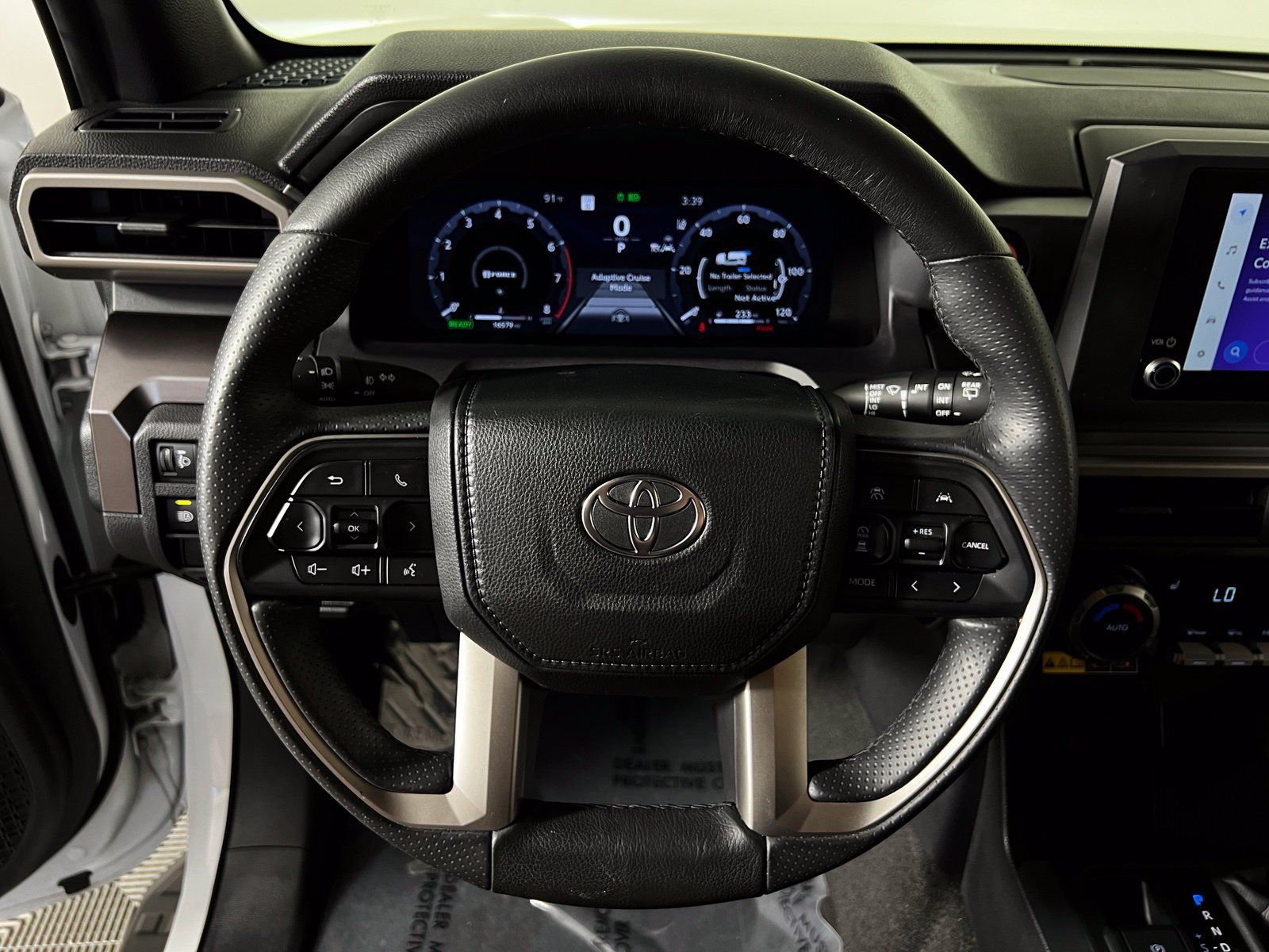 Certified 2025 Toyota 4Runner TRD Off-Road AWD/4WD image 14