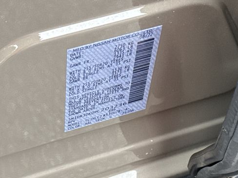 Used 2023 Nissan Pathfinder Platinum image 43