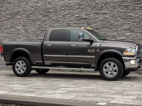 Used 2016 RAM 2500 Laramie image 8
