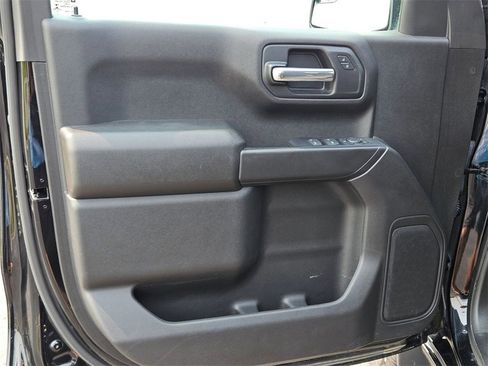 Used 2023 Chevrolet Silverado 1500 Custom Trail Boss w/ LPO, Dark Essentials Package image 21