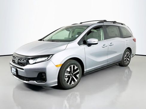 New 2026 Honda Odyssey EX-L image 3