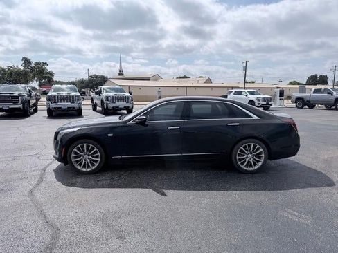 Used 2017 Cadillac CT6 Luxury AWD/4WD image 2