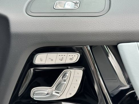 Certified 2025 Mercedes-Benz G 550 image 17