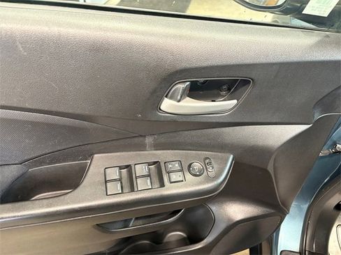 Used 2015 Honda CR-V LX image 16