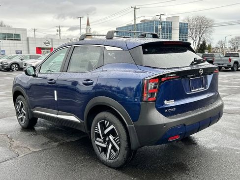 New 2026 Nissan Kicks SV w/ Cold Weather Package FWD image 4