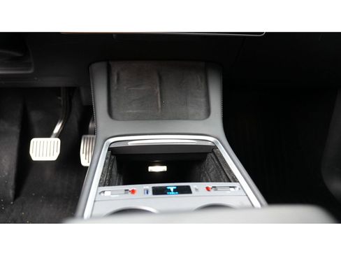 Used 2023 Tesla Model Y Long Range image 22