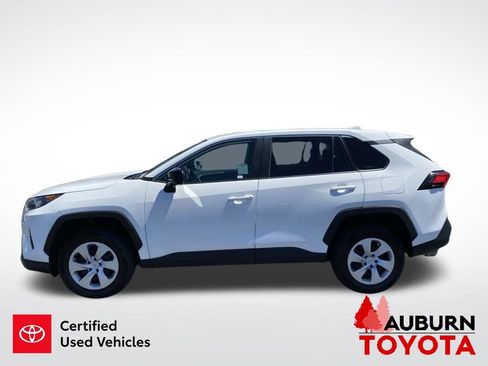 Certified 2022 Toyota RAV4 LE w/ Carpet Mat Package (TMS) AWD/4WD image 5