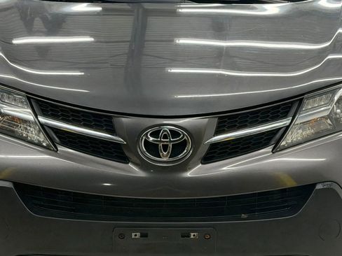 Used 2013 Toyota RAV4 XLE AWD/4WD image 5