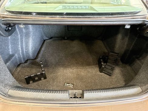 Used 2011 Volkswagen Jetta SE FWD image 26