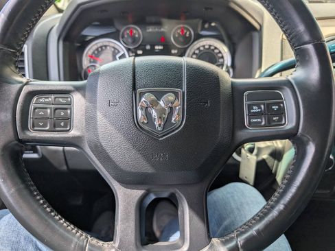 Used 2015 RAM 2500 SLT w/ Luxury Group AWD/4WD image 19