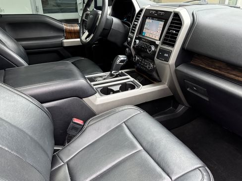 Used 2019 Ford F150 Lariat w/ FX4 Off-Road Package AWD/4WD image 15