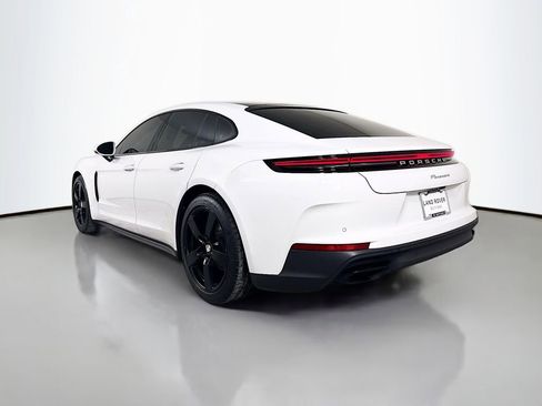 Used 2024 Porsche Panamera RWD image 7