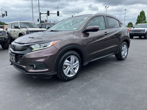 Used 2020 Honda HR-V EX image 2