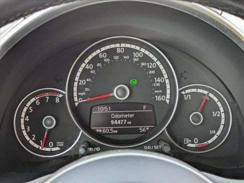 Used 2013 Volkswagen Beetle 2.5 image 11