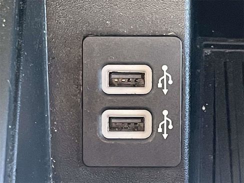 Used 2020 Ford F150 Platinum w/ Equipment Group 701A Luxury image 24