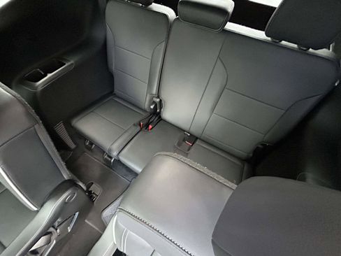 Used 2025 Buick Enclave Preferred image 12