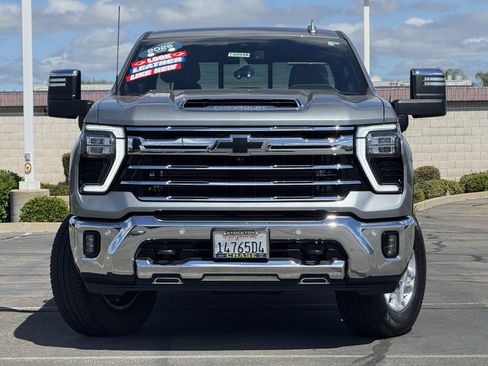 Certified 2025 Chevrolet Silverado 3500 LTZ w/ LTZ Convenience Package AWD/4WD image 2
