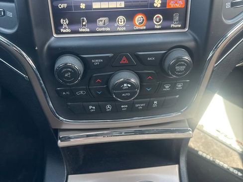 Used 2017 Jeep Grand Cherokee Limited image 13