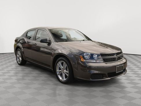 Used 2014 Dodge Avenger SE w/ Rallye Appearance Group FWD image 1