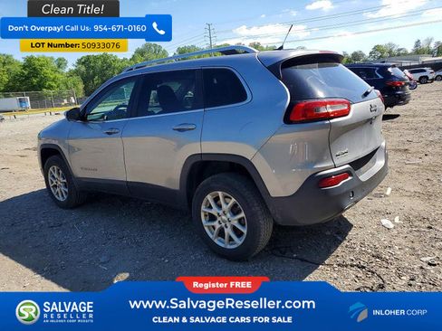 Used 2014 Jeep Cherokee Latitude w/ Comfort/Convenience Group AWD/4WD image 3