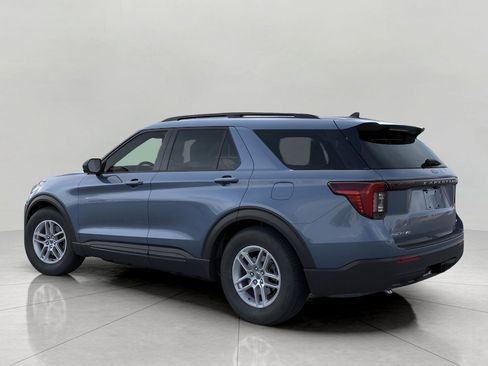 New 2026 Ford Explorer Active AWD/4WD image 4