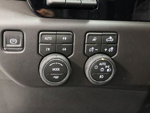 New 2026 Chevrolet Silverado 1500 ZR2 AWD/4WD image 19