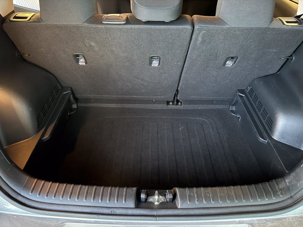 Used 2024 Kia Soul LX w/ Option Group 015 FWD image 21