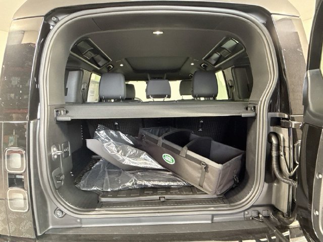 New 2026 Land Rover Defender 110 S AWD/4WD image 28