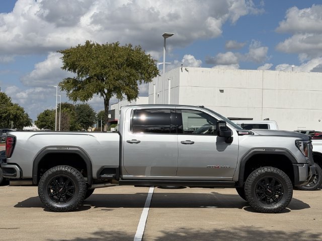 Used 2026 GMC Sierra 2500 AT4 w/ AT4 Premium Plus Package AWD/4WD image 3