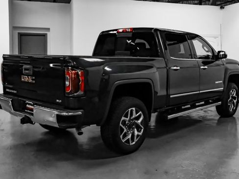 Used 2018 GMC Sierra 1500 SLT AWD/4WD image 11