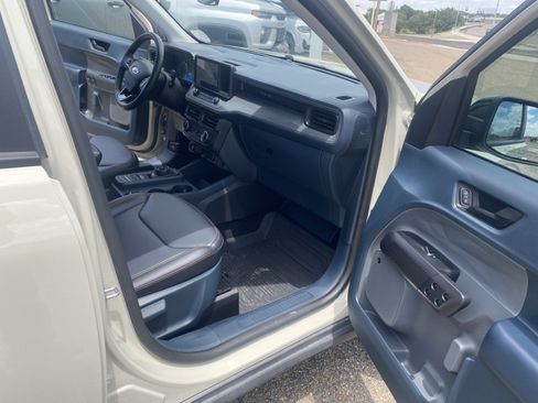 Used 2024 Ford Maverick Tremor w/ Tremor Off-Road Package AWD/4WD image 12