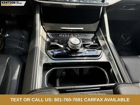Used 2022 Jeep Wagoneer Series III w/ Rear Seat Video Group 1 AWD/4WD image 22