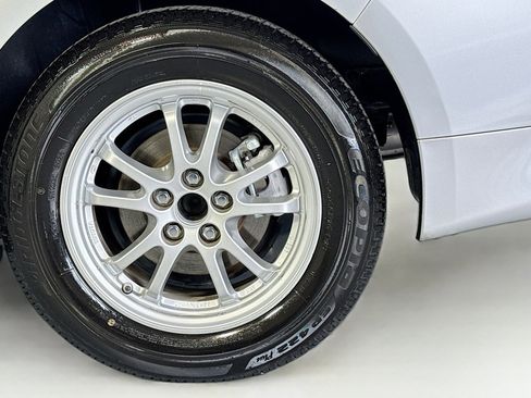 Used 2016 Toyota Prius Three image 28