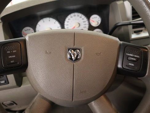 Used 2008 Dodge Ram 1500 Truck SLT image 13